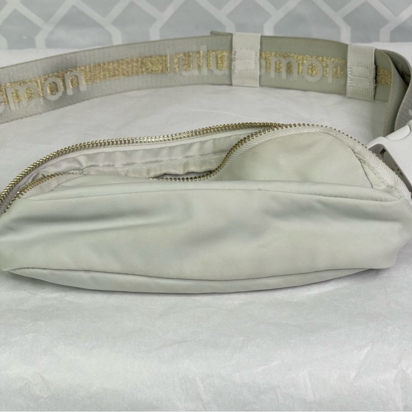 amaxon basics stadium approved mini backpack clear Events 12x12x6 Small Transparent Backpacks Plastic See Through Bag for Work Festival Security Travel COLOR:Tan Everywhere Crossbody Bag 2L GirlsLrgBP